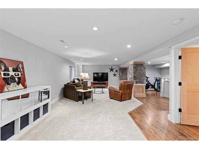 7085 S Waco St, Foxfield, CO 80016