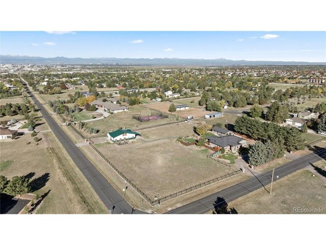 7085 S Waco St, Foxfield, CO 80016