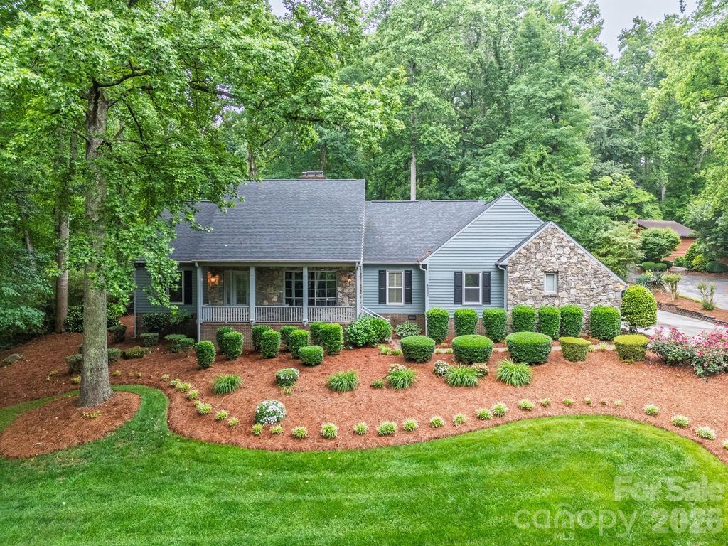 2804 Wimbledon Drive, Gastonia, NC 28056