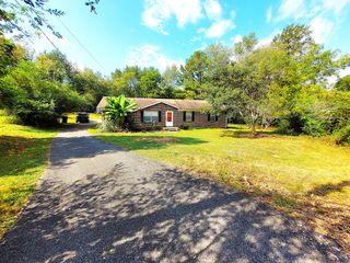120 Mae Cir, Dickson, TN 37055