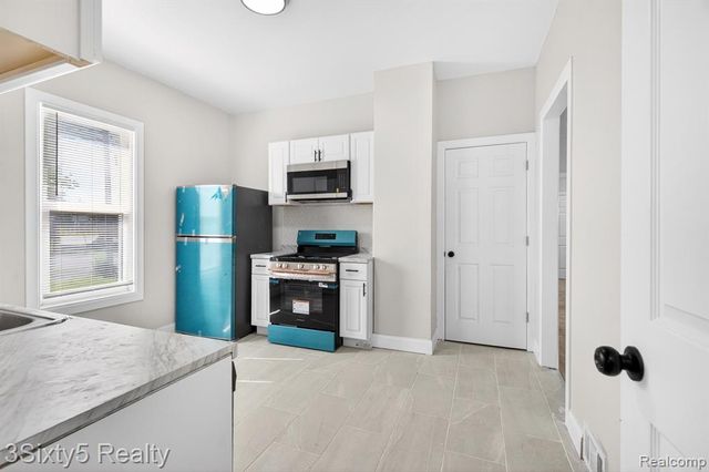 14 Myrtle Street, River Rouge, MI 48218