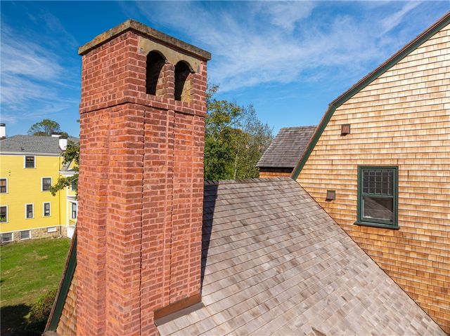 7 Red Cross Avenue, Newport, RI 02840