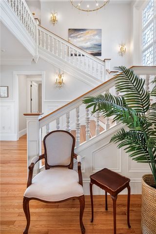 7 Red Cross Avenue, Newport, RI 02840