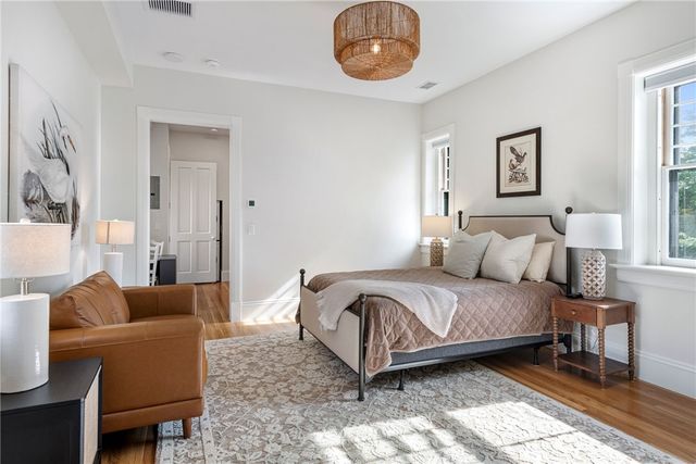 7 Red Cross Avenue, Newport, RI 02840