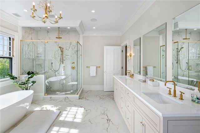 7 Red Cross Avenue, Newport, RI 02840