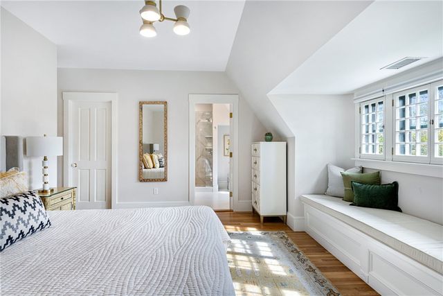 7 Red Cross Avenue, Newport, RI 02840