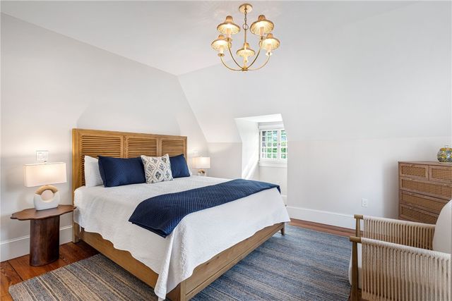 7 Red Cross Avenue, Newport, RI 02840