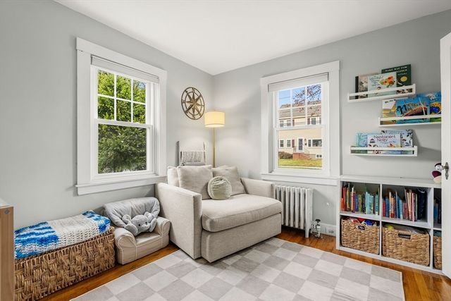 73 Albatross Rd, Quincy, MA 02169