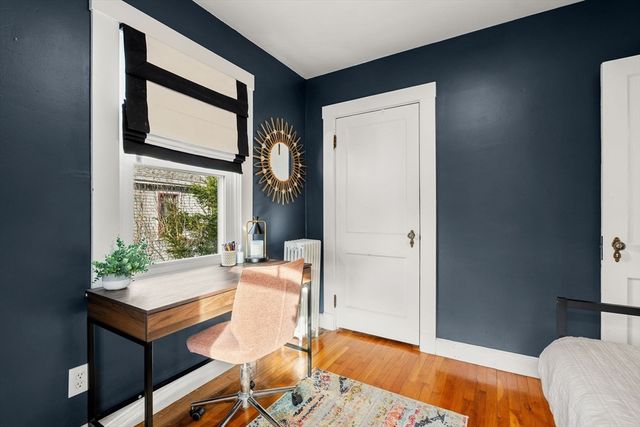 73 Albatross Rd, Quincy, MA 02169