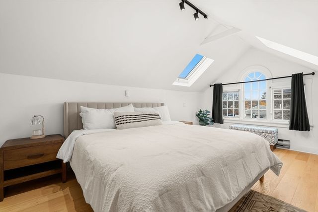 73 Albatross Rd, Quincy, MA 02169