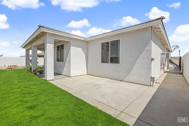 12605 Petaluma Court, Bakersfield, CA 93311