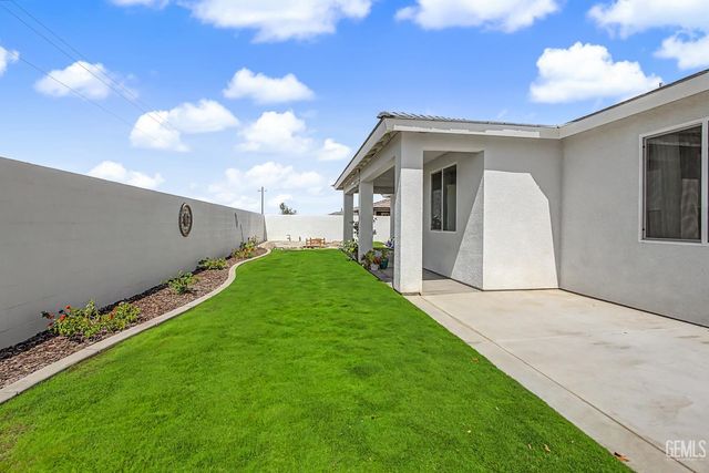 12605 Petaluma Court, Bakersfield, CA 93311