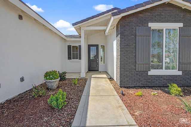 12605 Petaluma Court, Bakersfield, CA 93311