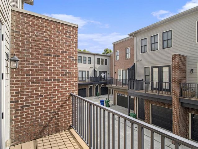 4694 Dogwood Alley, Atlanta, GA 30338