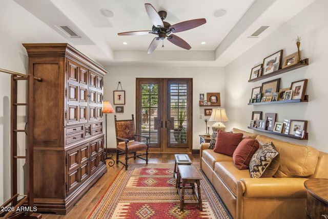 10585 E Crescent Moon Drive 15, Scottsdale, AZ 85262