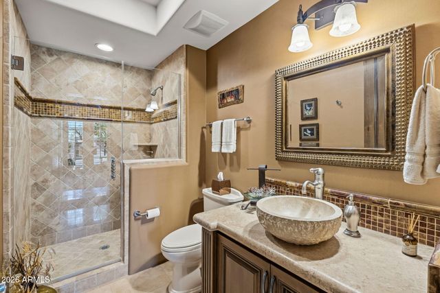 10585 E Crescent Moon Drive 15, Scottsdale, AZ 85262