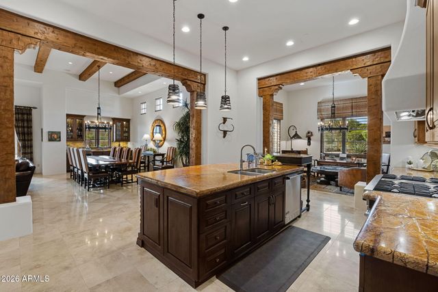 10585 E Crescent Moon Drive 15, Scottsdale, AZ 85262