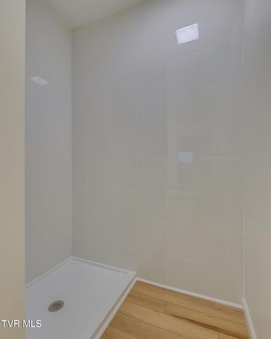 284 Old Charity Hill Road, Elizabethton, TN 37643