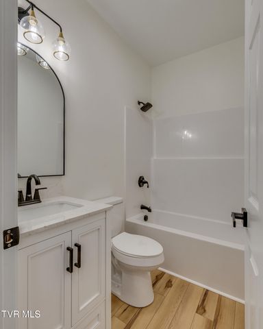 284 Old Charity Hill Road, Elizabethton, TN 37643