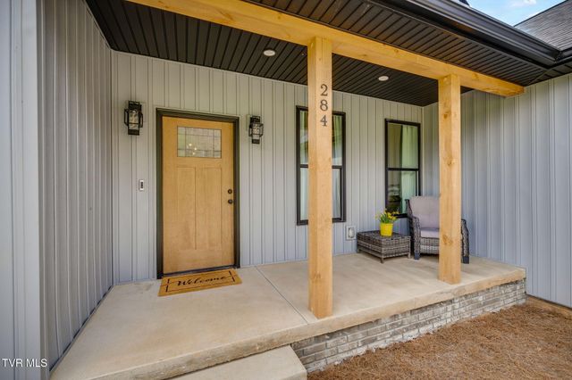 284 Old Charity Hill Road, Elizabethton, TN 37643