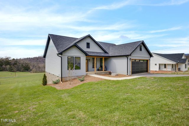 284 Old Charity Hill Road, Elizabethton, TN 37643