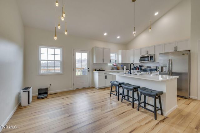 284 Old Charity Hill Road, Elizabethton, TN 37643