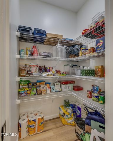 284 Old Charity Hill Road, Elizabethton, TN 37643