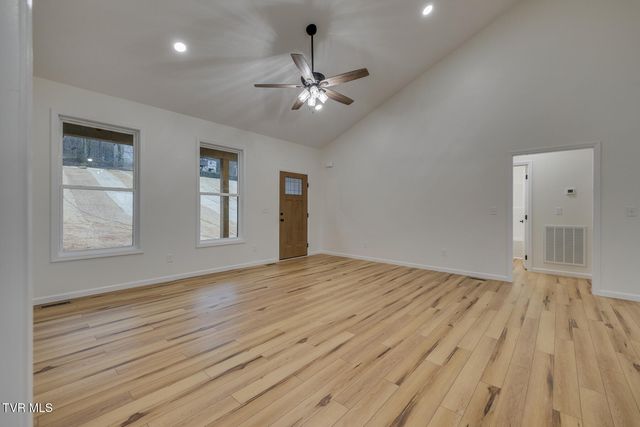 284 Old Charity Hill Road, Elizabethton, TN 37643