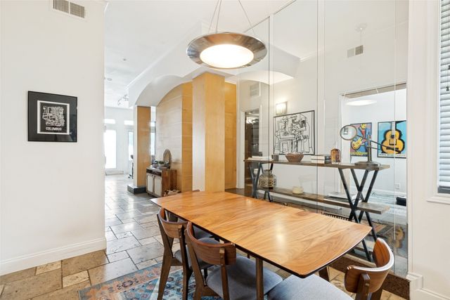 4040 Avondale Avenue 204, Dallas, TX 75219
