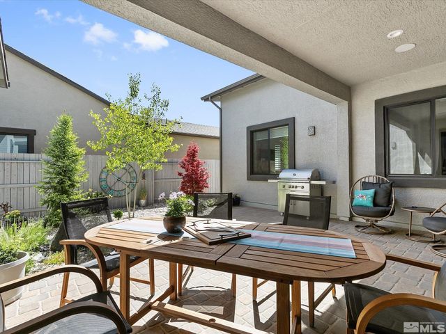 2261 Paint Horse Drive, Reno, NV 89521