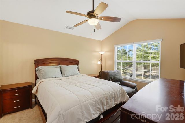 9040 Bradstreet Commons Way, Charlotte, NC 28215