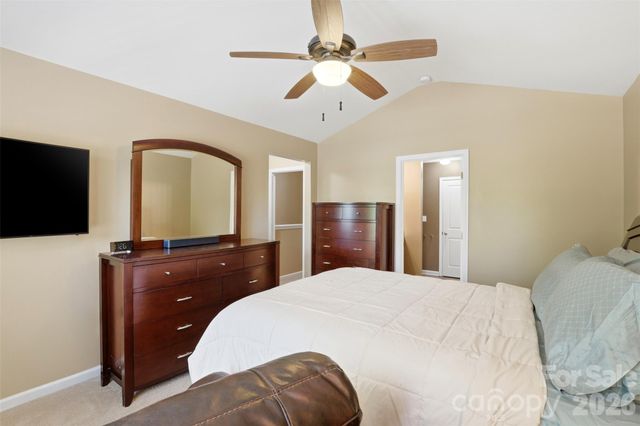 9040 Bradstreet Commons Way, Charlotte, NC 28215