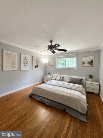 8913 CROMWELL DR, Springfield, VA 22151