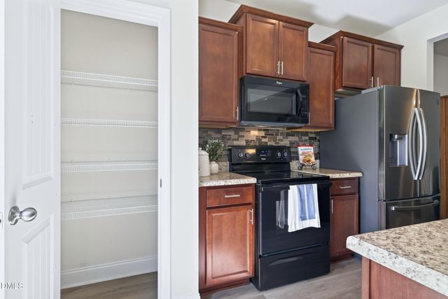 357 E Porthaven Way E, Clayton, NC 27527