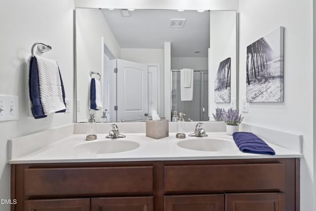 357 E Porthaven Way E, Clayton, NC 27527
