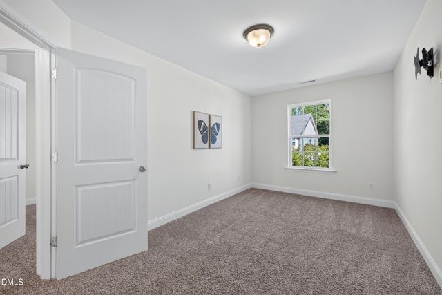 357 E Porthaven Way E, Clayton, NC 27527