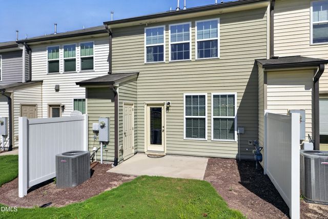 357 E Porthaven Way E, Clayton, NC 27527