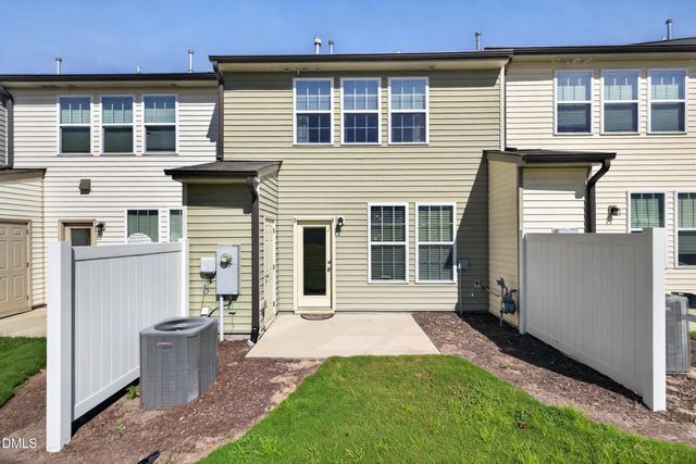 357 E Porthaven Way E, Clayton, NC 27527