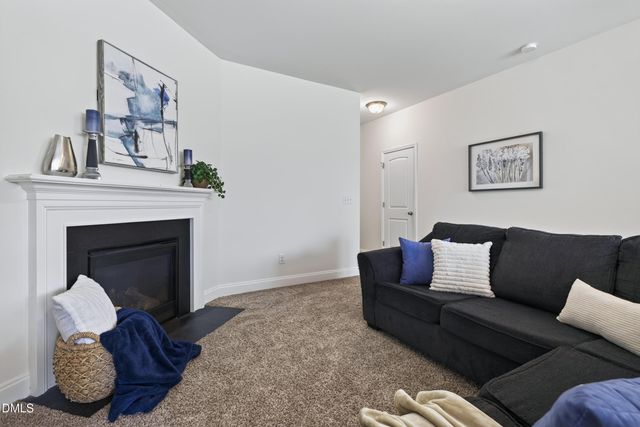 357 E Porthaven Way E, Clayton, NC 27527