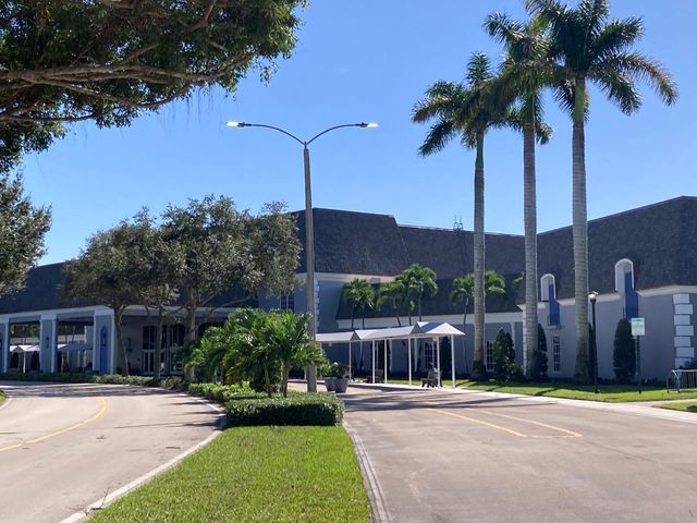 221 Waterford J, Delray Beach, FL 33446