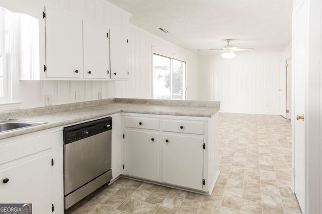 406 Preston Street, Waycross, GA 31501