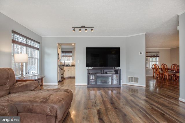 8008 HIGH OAK RD, Glen Burnie, MD 21060