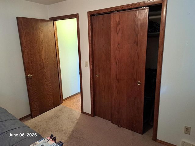 1121 CALDER STREET, Menasha, WI 54952