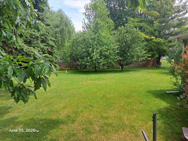 1121 CALDER STREET, Menasha, WI 54952
