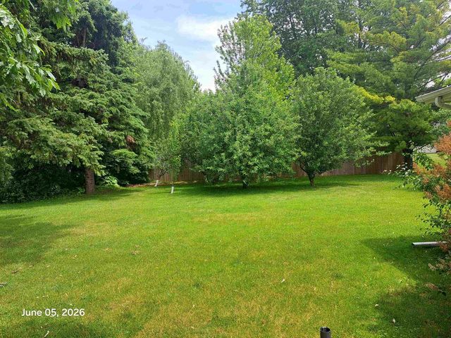 1121 CALDER STREET, Menasha, WI 54952