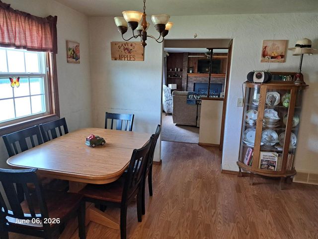 1121 CALDER STREET, Menasha, WI 54952