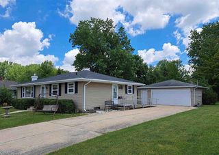 1121 CALDER STREET, Menasha, WI 54952