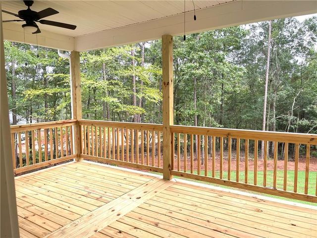 200 Blackberry Court, Pendergrass, GA 30567