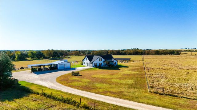 635 County Road 101, Rogers, TX 76569