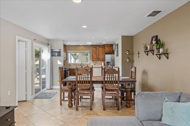 827 Bayberry Ct., San Marcos, CA 92069